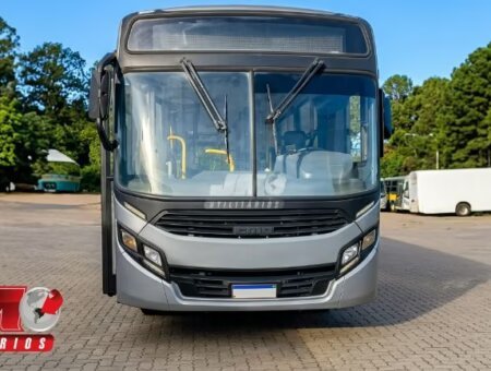 Ônibus Caio Apache Vip Volkswagen 17.230 2015 seminovo à venda, código 77 - foto 02