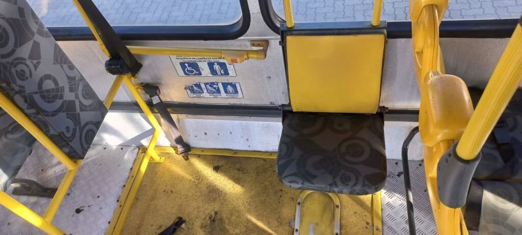 Ônibus Caio Apache Vip Volkswagen 17.230 2015 seminovo à venda, código 77 - foto 08