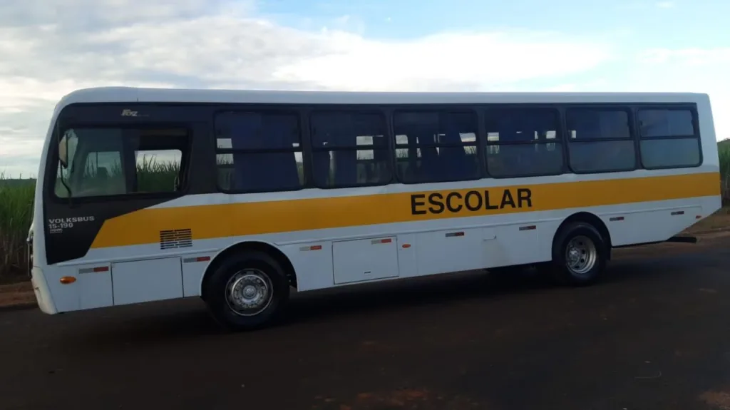 Ônibus CAIO FOZ VW 15.190 JM 2013 seminovo à venda, código 949 - foto 04