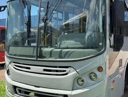 Ônibus Caio Padron Mercedes-Benz OF 1724 2015 seminovo à venda, código 512 - foto 02