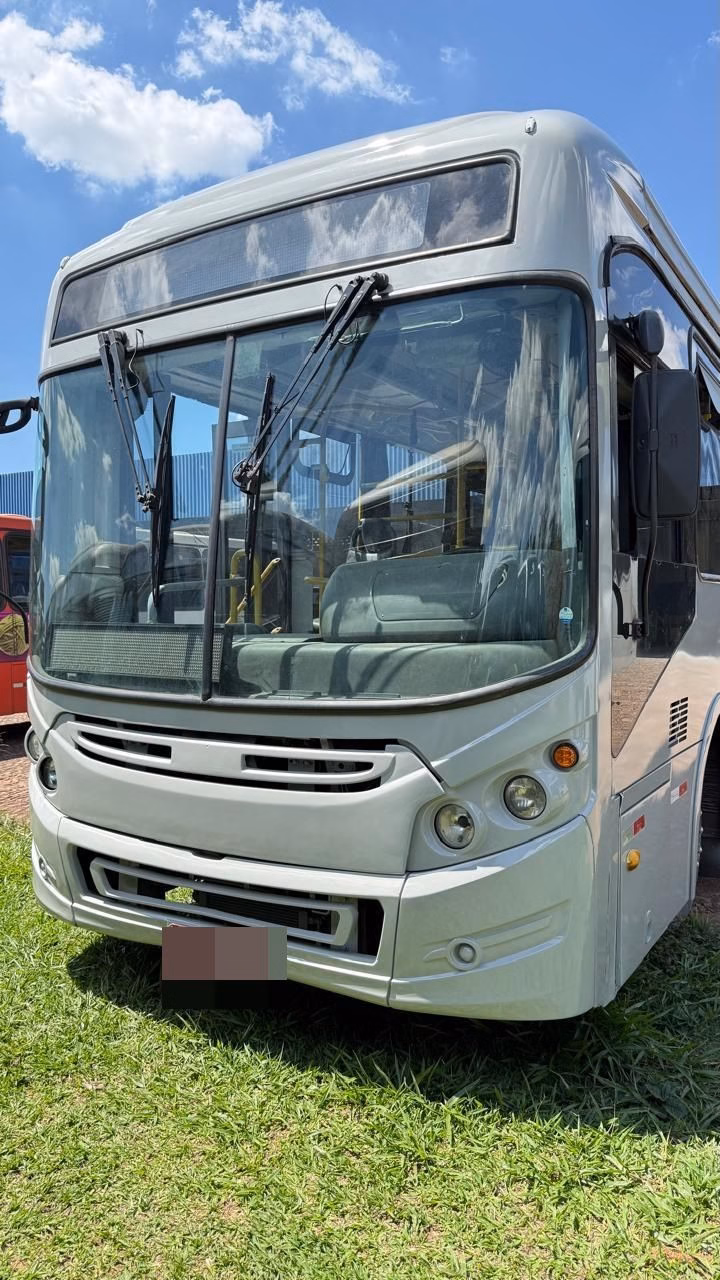 Ônibus urbano Caio Padron Mercedes-Benz OF 1724 ano-modelo 2015 COD.512
