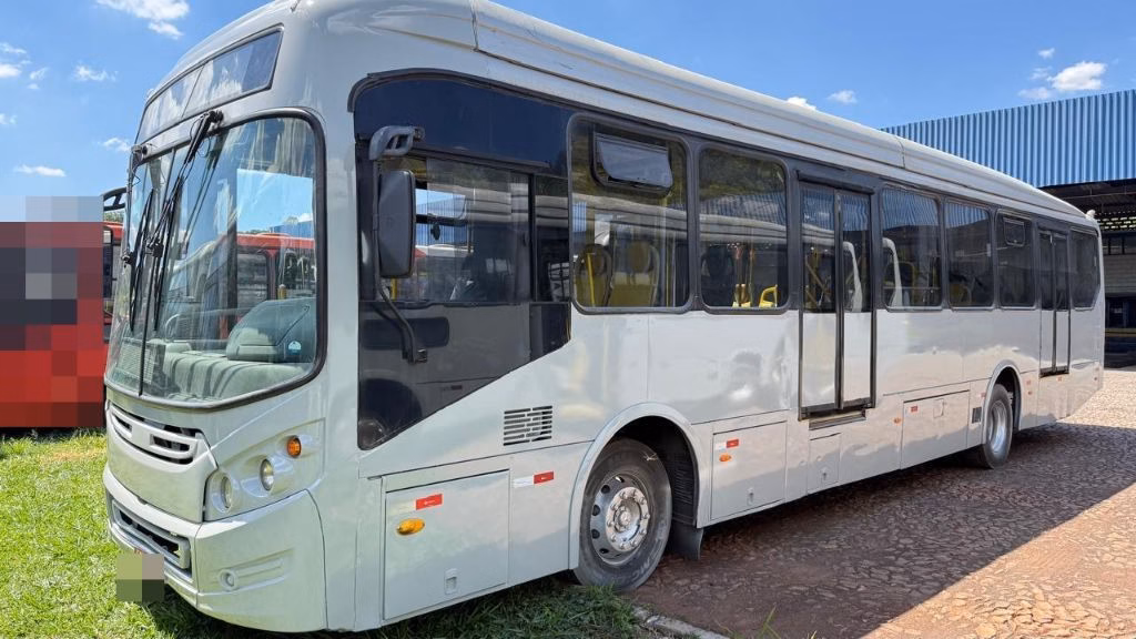 Ônibus urbano Caio Padron Mercedes-Benz OF 1724 ano-modelo 2015 COD.512