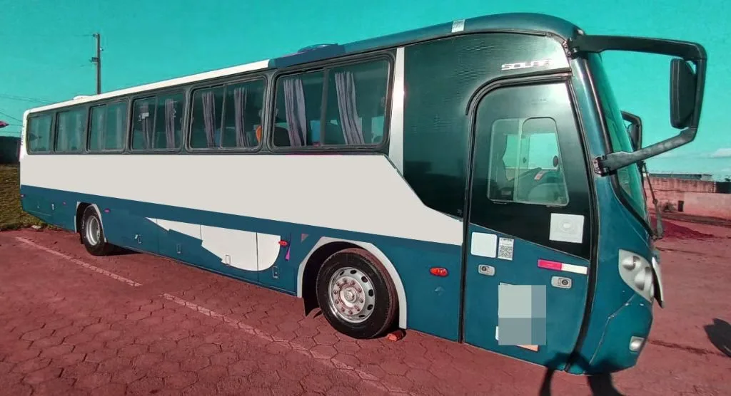 Ônibus CAIO SOLAR VW 17.230 JM 2013 seminovo à venda, código 823 - foto 01