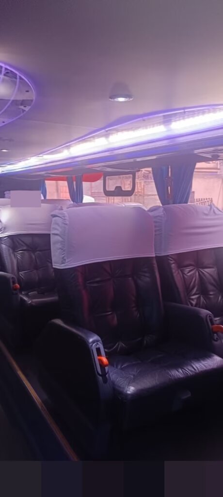 Ônibus Comil Campione HD DD Scania K400 2015 seminovo à venda, código 660 - foto 04