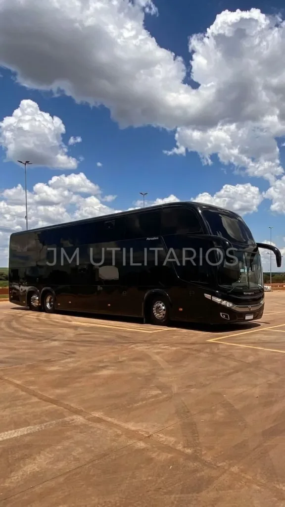 Ônibus Comil Campione Invictus DD HD 2020 seminovo à venda, código 146 - foto 02
