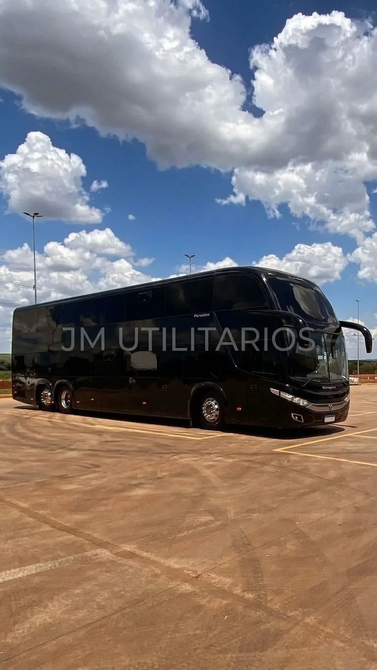 Ônibus Comil Campione Invictus DD HD 2020 seminovo à venda, código 146 - foto 02