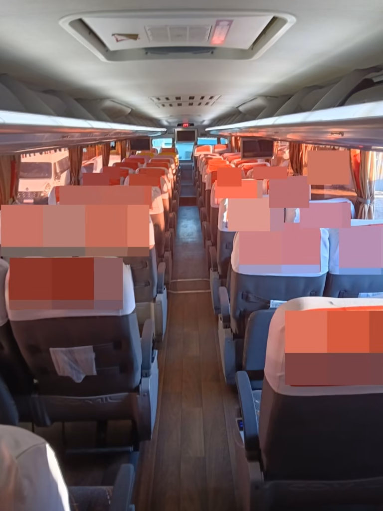 Ônibus Comil Campione Invictus HD 2019 seminovo à venda, código 141 - foto 06