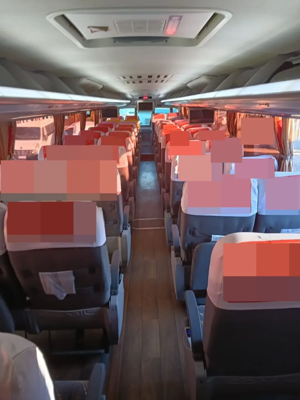 Ônibus Comil Campione Invictus HD 2019 seminovo à venda, código 141 - foto 06