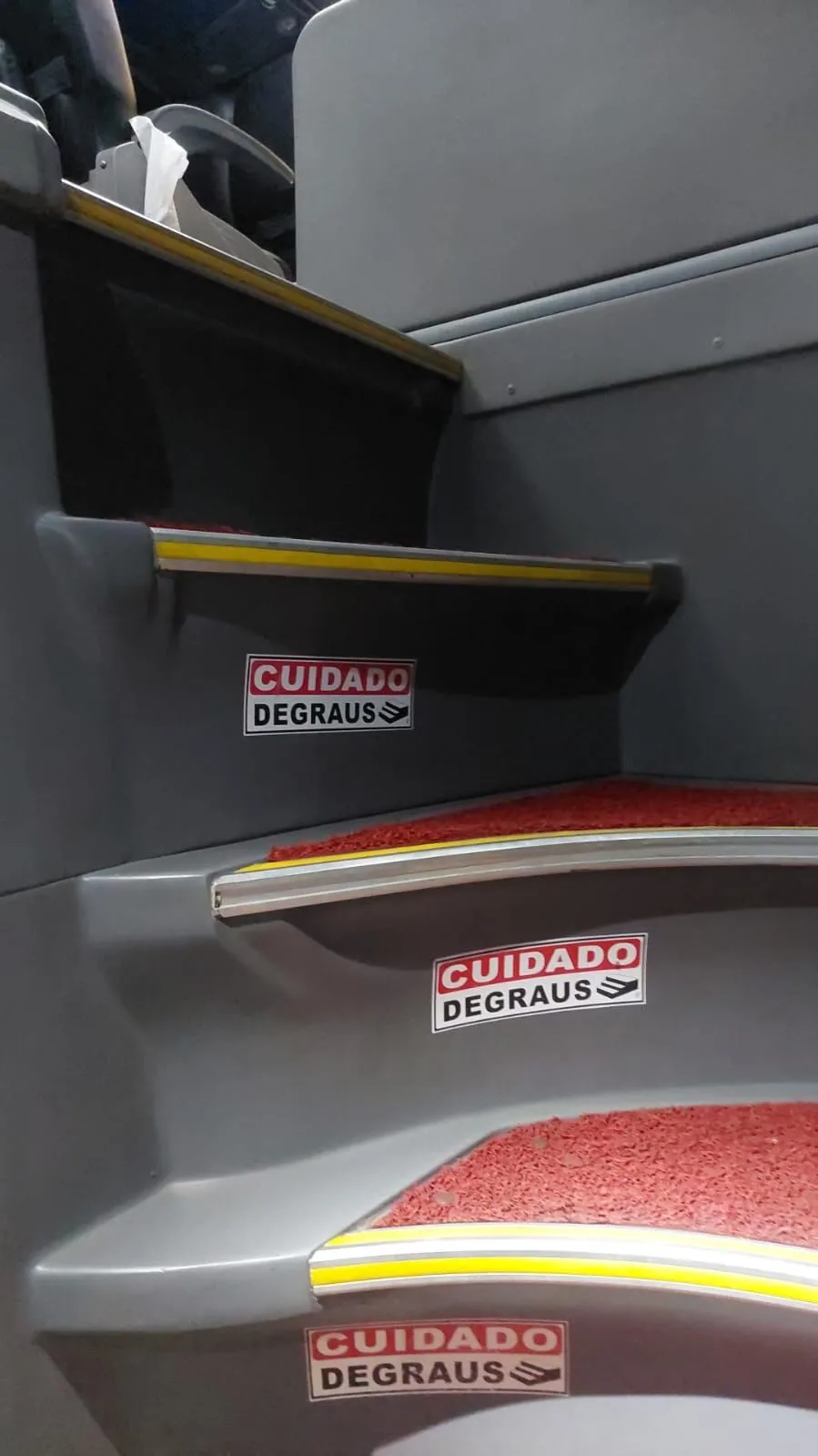 Ônibus COMIL INVICTUS DD M.BENZ 0500 RSD JM 2020 seminovo à venda, código 1080 - foto 09