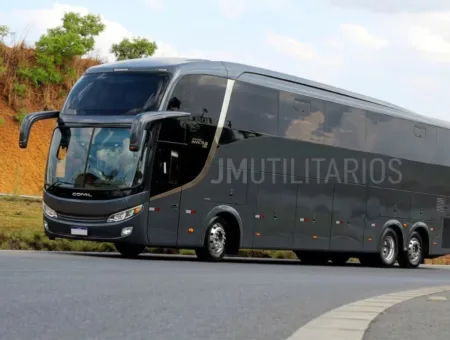 Ônibus Comil Invictus DD Volvo B420R 2018 seminovo à venda, código 1308 - foto 01