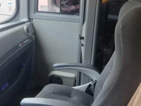 Ônibus Comil Invictus DD Volvo B420R 2018 seminovo à venda, código 1308 - foto 05