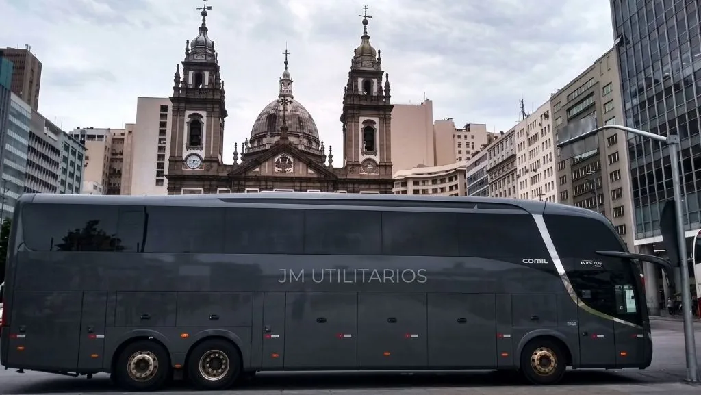 Ônibus Comil Invictus LD 2019 seminovo à venda, código 1493 - foto 02