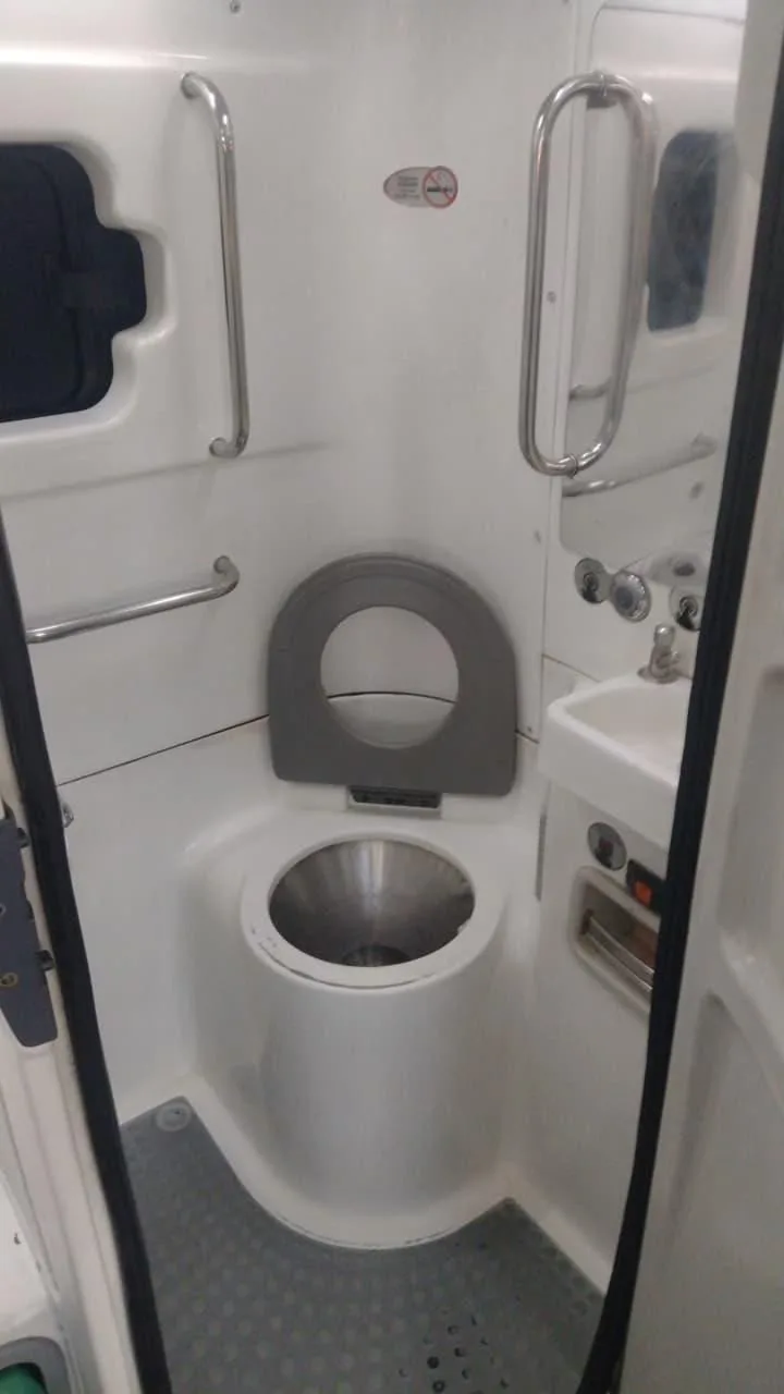 Ônibus Comil Invictus LD Volvo B420R 2018 seminovo à venda, código 1308 - foto 09