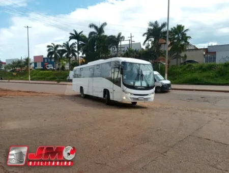 Ônibus Comil Versatile VW 17.230 2022 seminovo à venda, código 203 - foto 02