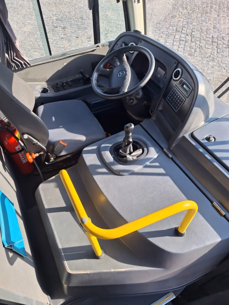 COMIL VERSATILLE GOLD ANO 2022 VW 17.230 JM COD.419