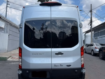 Van Ford Transit 2025 executiva à venda – COD.283