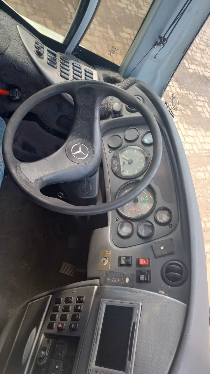 Ônibus rodoviário toco Irizar Century sobre Mercedes-Benz O500 R 2008 – COD.368