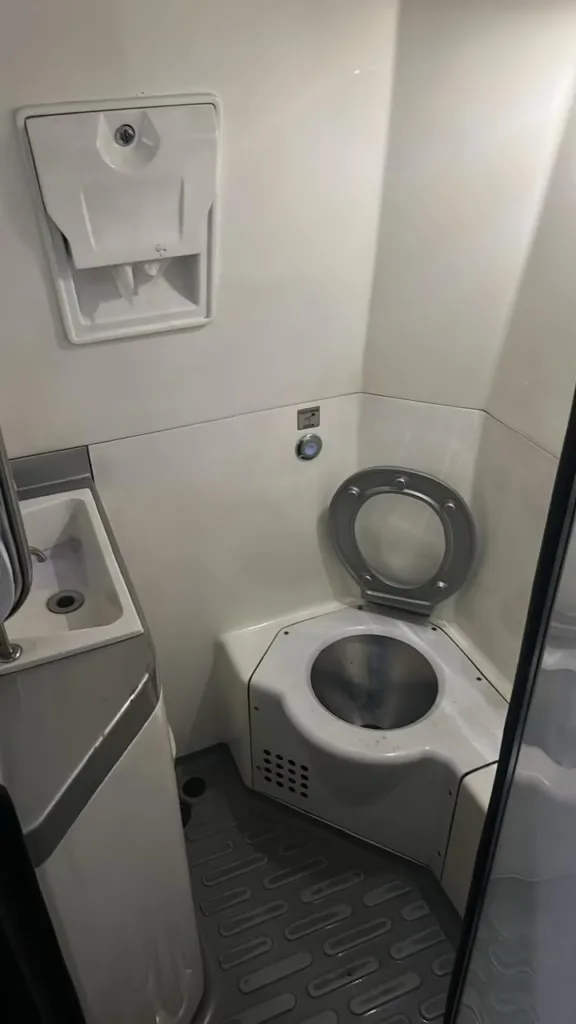 Ônibus Irizar i6S Volvo B340R 2018 seminovo à venda, código 357 - foto 07