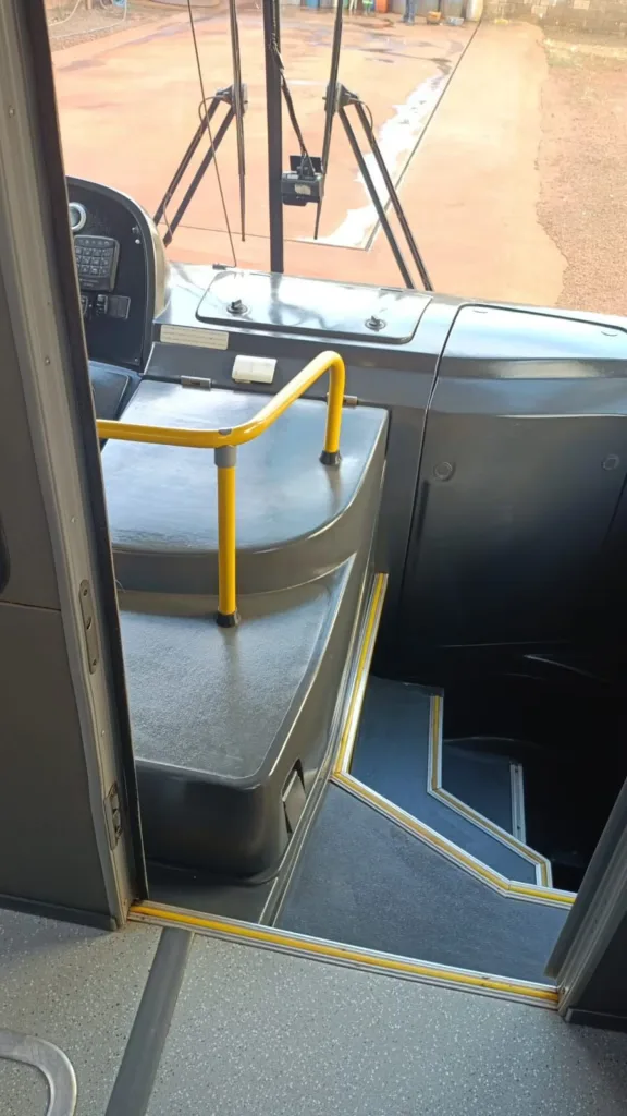 Ônibus MARCOPOLO IDEALE 770 VOLVO B 270F JM 2023 seminovo à venda, código 362 - foto 08