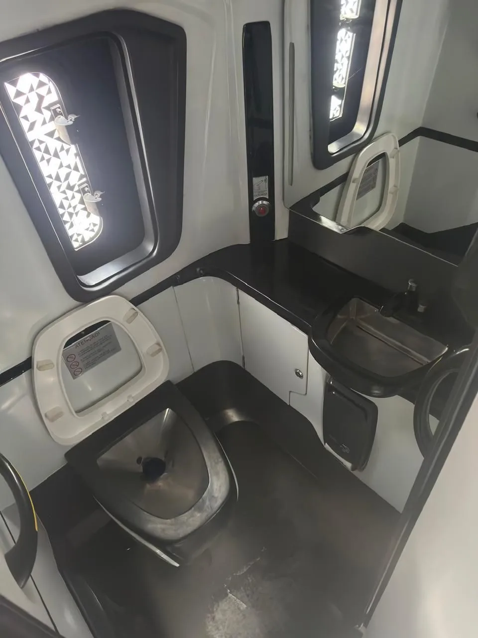 Ônibus Marcopolo Paradiso 1050 G8 O500R 2025 seminovo à venda, código 730 - foto 09