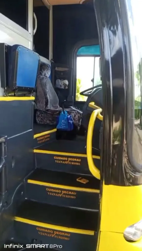 Ônibus Marcopolo Paradiso 1200 G6 O400 RSD 2001 seminovo à venda, código 384 - foto 03