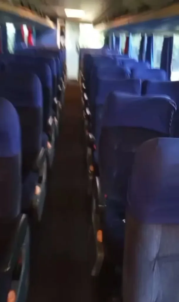 Ônibus Marcopolo Paradiso 1200 G6 O400 RSD 2001 seminovo à venda, código 384 - foto 05
