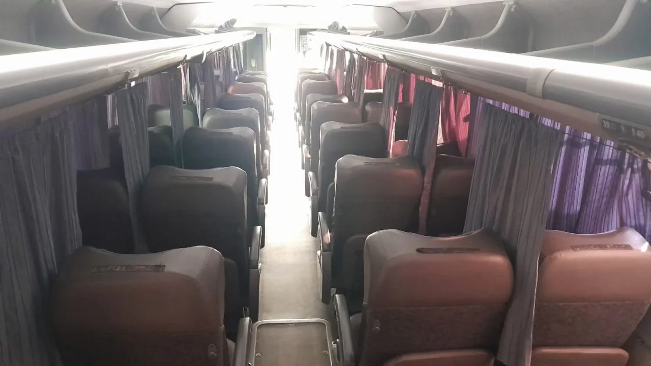 Ônibus MARCOPOLO PARADISO 1200 G7 O500 RS JM 2019 seminovo à venda, código 246 - foto 06