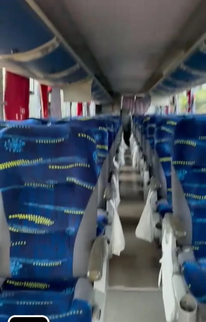 Ônibus Marcopolo Paradiso 1200 G7 Scania K360 2013 seminovo à venda, código 610 - foto 05