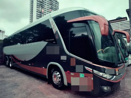 Ônibus Marcopolo Paradiso 1200 G7 Volvo B12R 2010 seminovo à venda, código 894 - foto 01