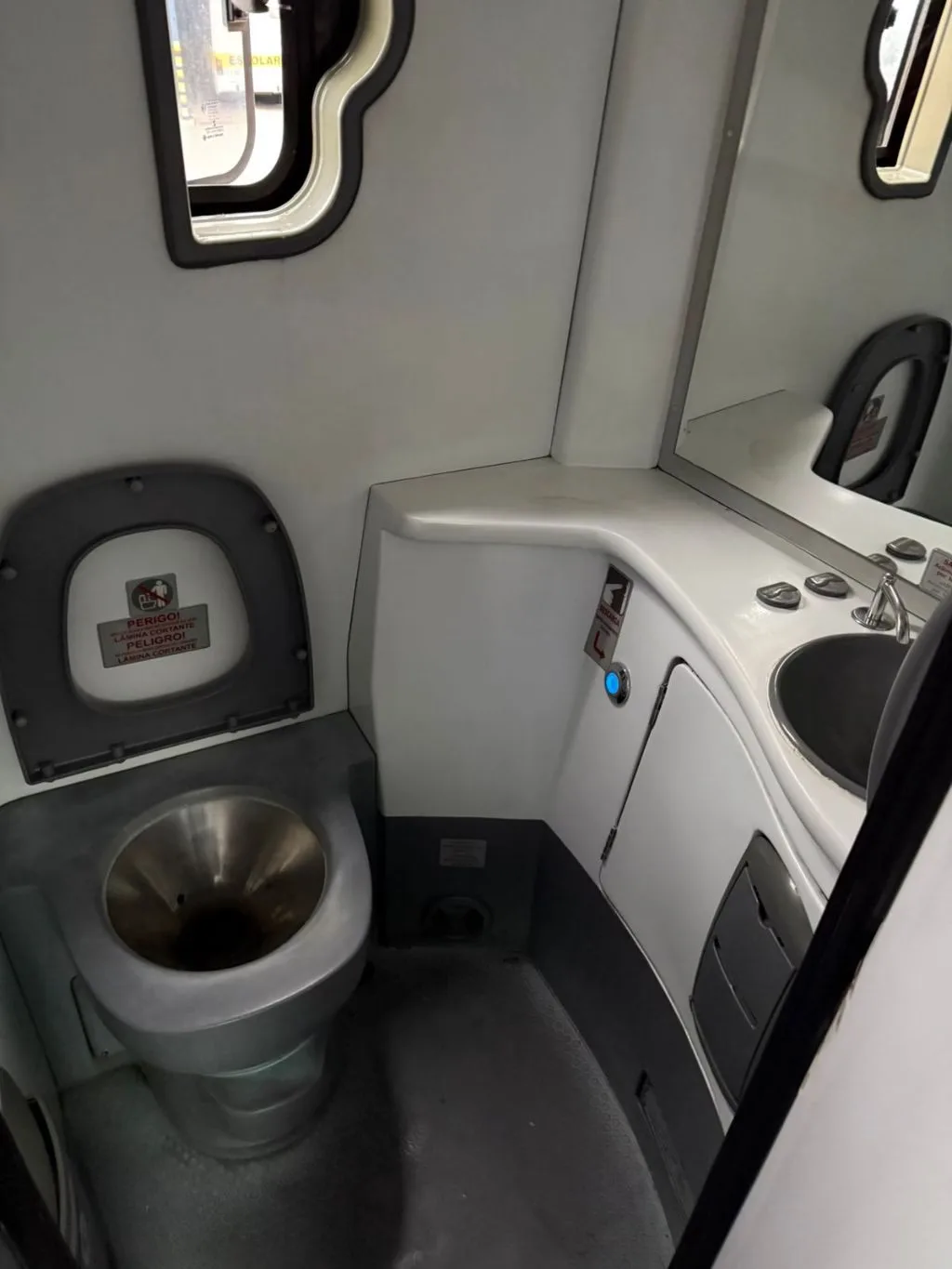 Ônibus MARCOPOLO PARADISO 1200 NEW G7 O500RS JM 2019 seminovo à venda, código 426 - foto 12