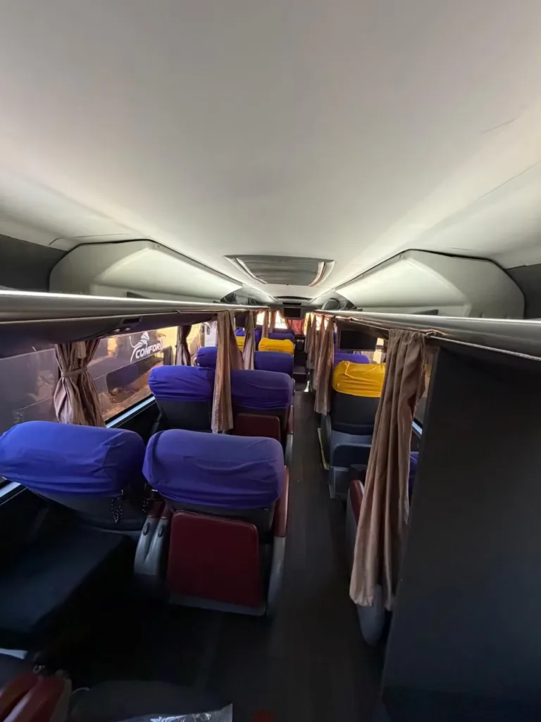 Ônibus Marcopolo Paradiso 1600 LD G7 2019 seminovo à venda, código 1741 - foto 04