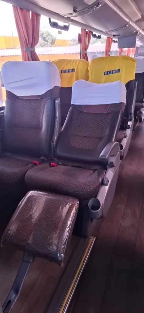 Ônibus Marcopolo Paradiso 1600 LD G7 Scania K360 2018 seminovo à venda, código 227 - foto 03