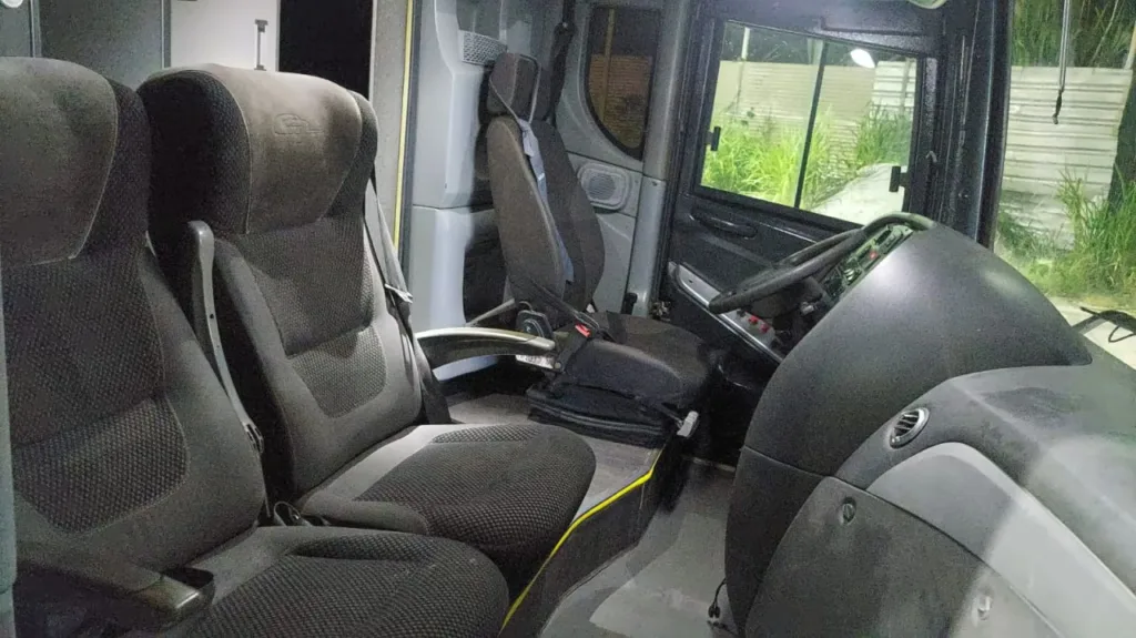 Ônibus MARCOPOLO PARADISO 1800 DD G7 K360 JM 2019 seminovo à venda, código 1066 - foto 03