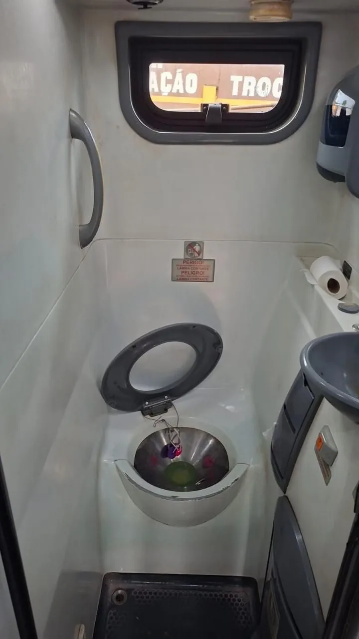 Ônibus Marcopolo Paradiso 1800 DD G7 K400 IB 2016 seminovo à venda, código 1792 - foto 09