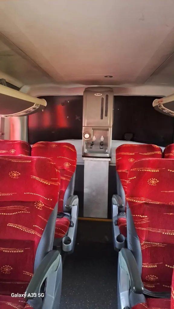 Ônibus Marcopolo Paradiso 1800 DD G7 Scania K360 2013 seminovo à venda, código 1515 - foto 07