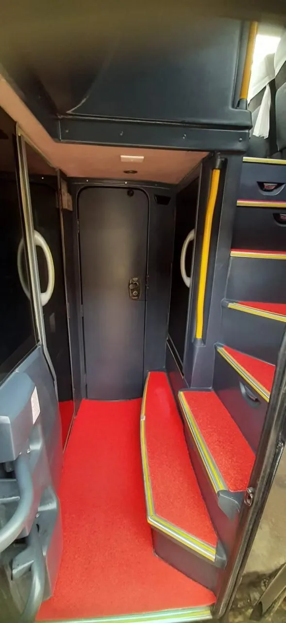Ônibus Marcopolo Paradiso 1800 DD G7 Volvo B11R 2014 seminovo à venda, código 951 - foto 05