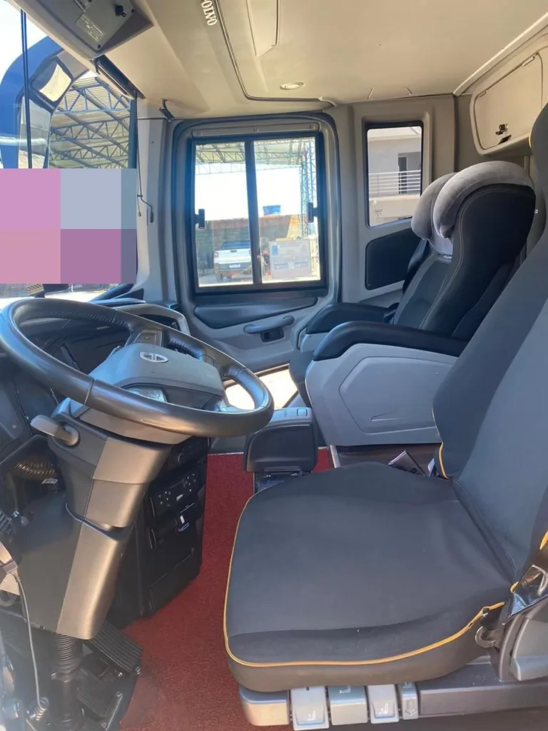 Ônibus Marcopolo Paradiso 1800 DD G8 B420R 2024 seminovo à venda, código 819 - foto 03