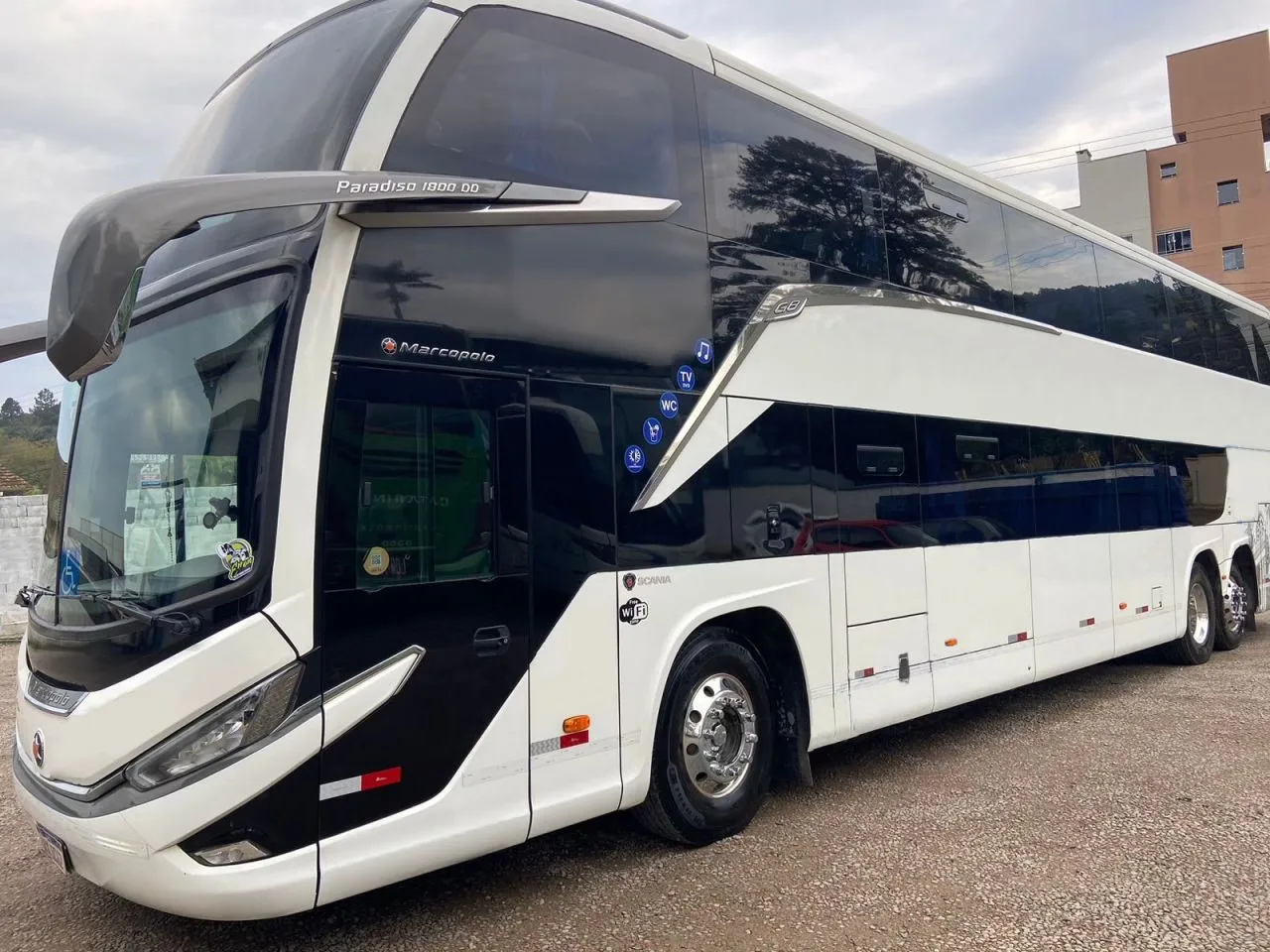 Ônibus Marcopolo Paradiso 1800 DD G8 Scania K400 2022 seminovo à venda, código 1481 - foto 01