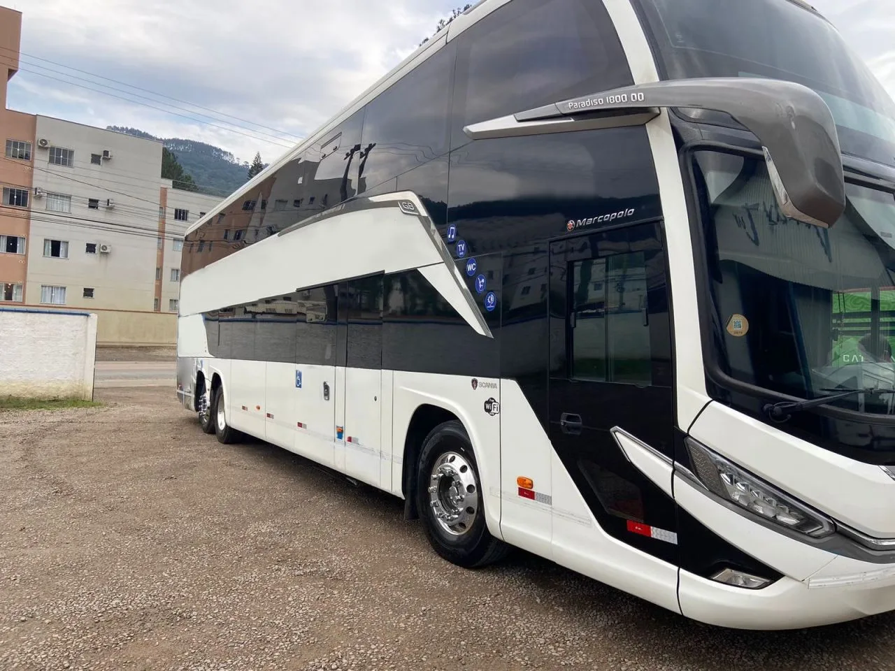 Ônibus Marcopolo Paradiso 1800 DD G8 Scania K400 2022 seminovo à venda, código 1481 - foto 02