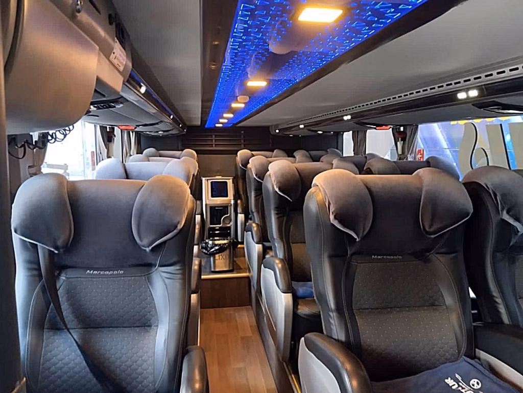 Paradiso 1800 DD G8 Scania K440 ano 2022 à venda COD.143