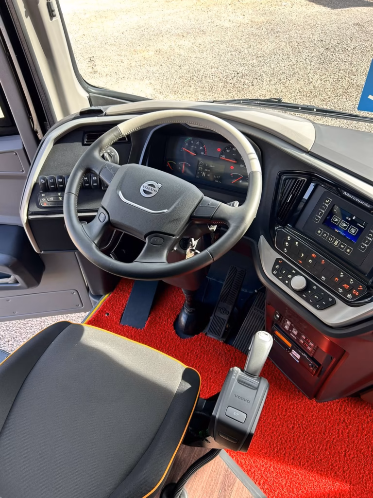 Paradiso 1800 DD G8 Volvo B420R ano 2023 COD.67