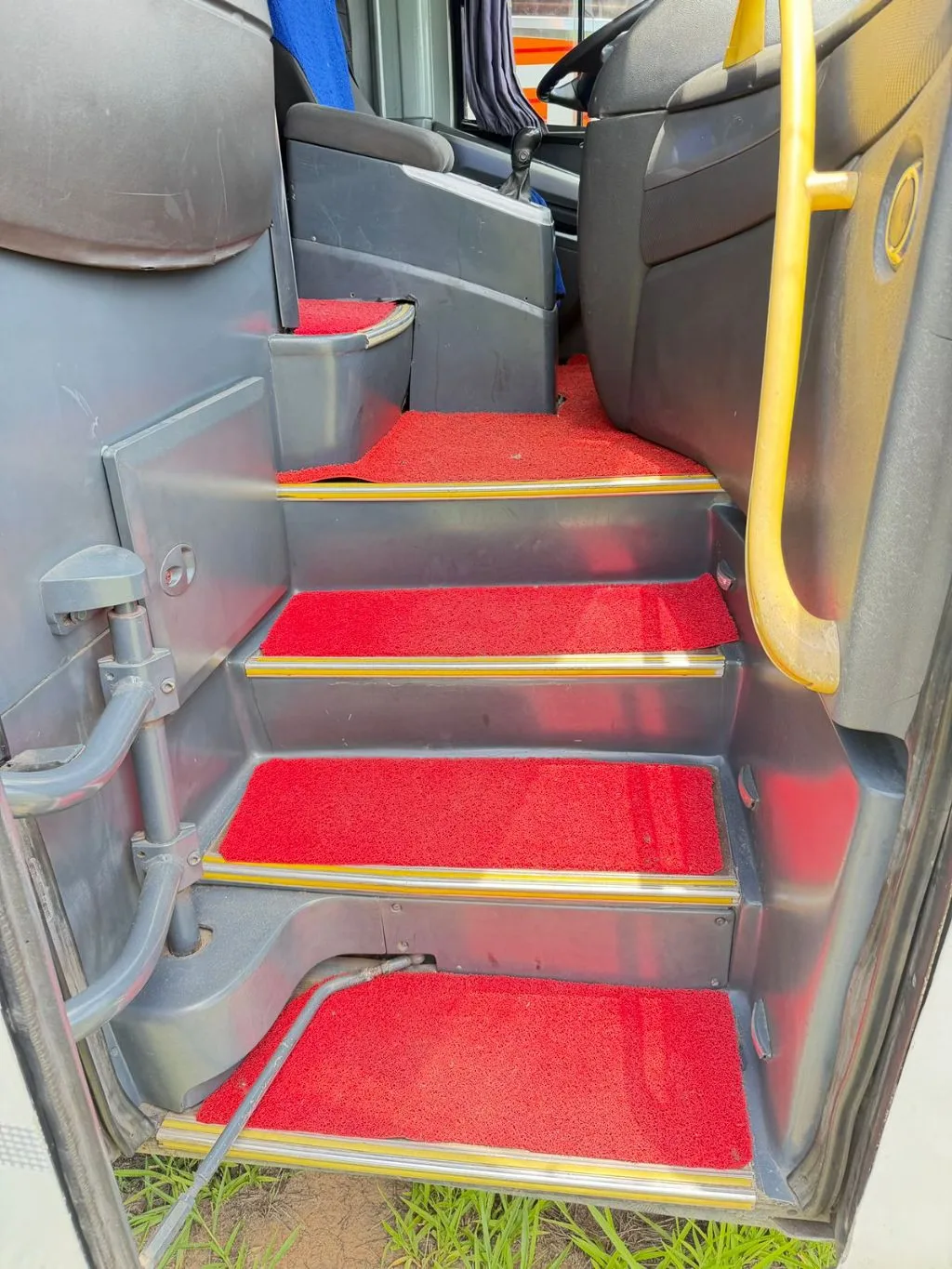 Ônibus Marcopolo Paradiso G7 1350 O500 RSD 2015 seminovo à venda, código 1759 - foto 04