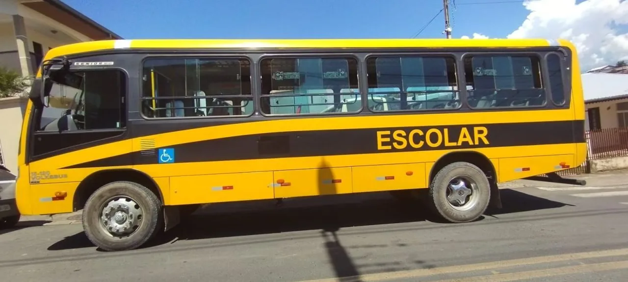 Ônibus MARCOPOLO SENIOR MIDI VW 15.180 JM 2014 seminovo à venda, código 285 - foto 01