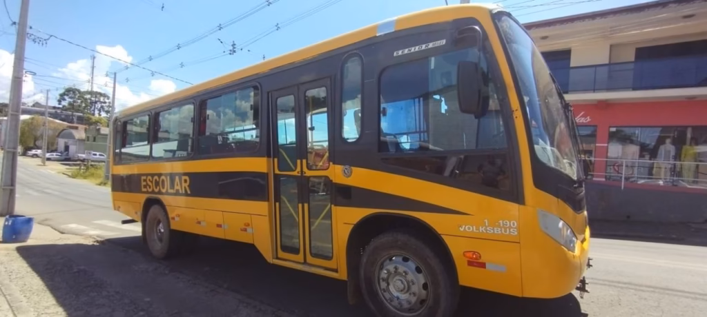 MARCOPOLO SENIOR MIDI ANO 2014 VW 15.180 JM COD.285