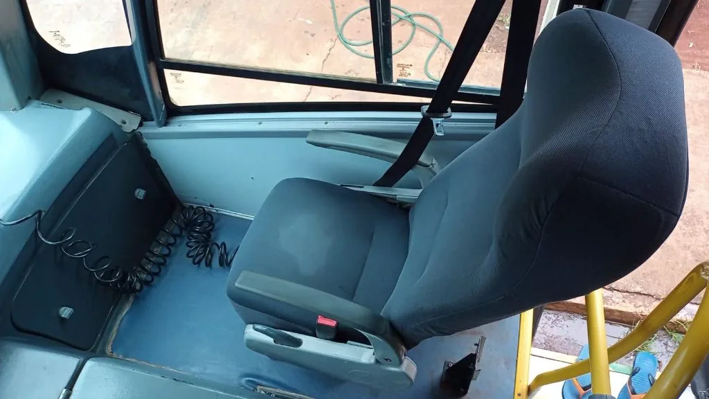 Ônibus Marcopolo Senior VW 9.160 2015 seminovo à venda, código 1785 - foto 05