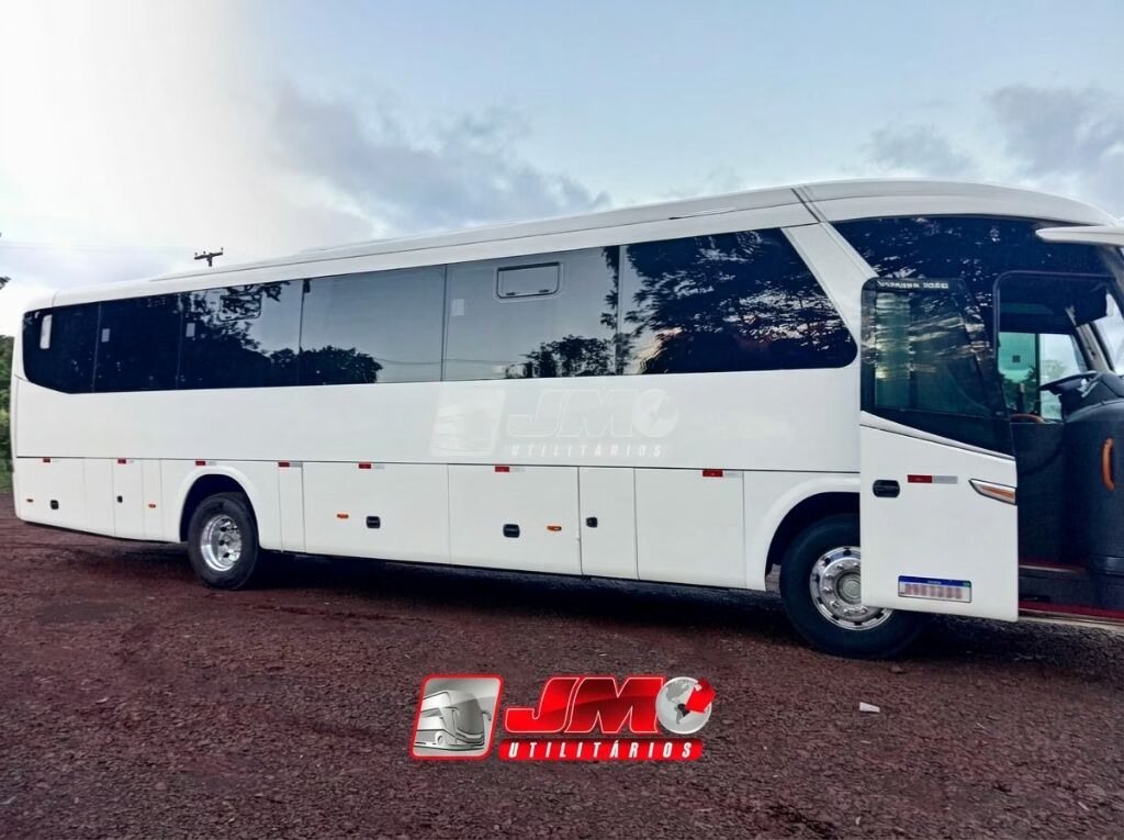 Ônibus Marcopolo Viaggio 1050 G7 F250 2013 seminovo à venda, código 288 - foto 03