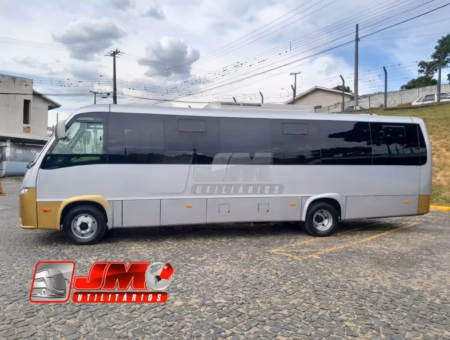 Micro-ônibus Marcopolo Volare Fly 9 executivo ano-modelo 2021 COD.162