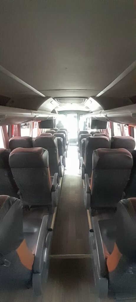 Ônibus Marcopolo Volare Fly 9 2021 seminovo à venda, código 162 - foto 09