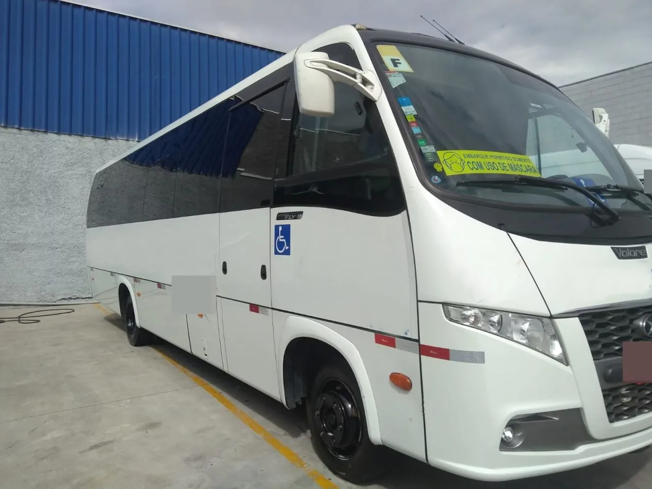 Ônibus MARCOPOLO VOLARE FLY 9 MB LO 916 JM 2020 seminovo à venda, código 166 - foto 01