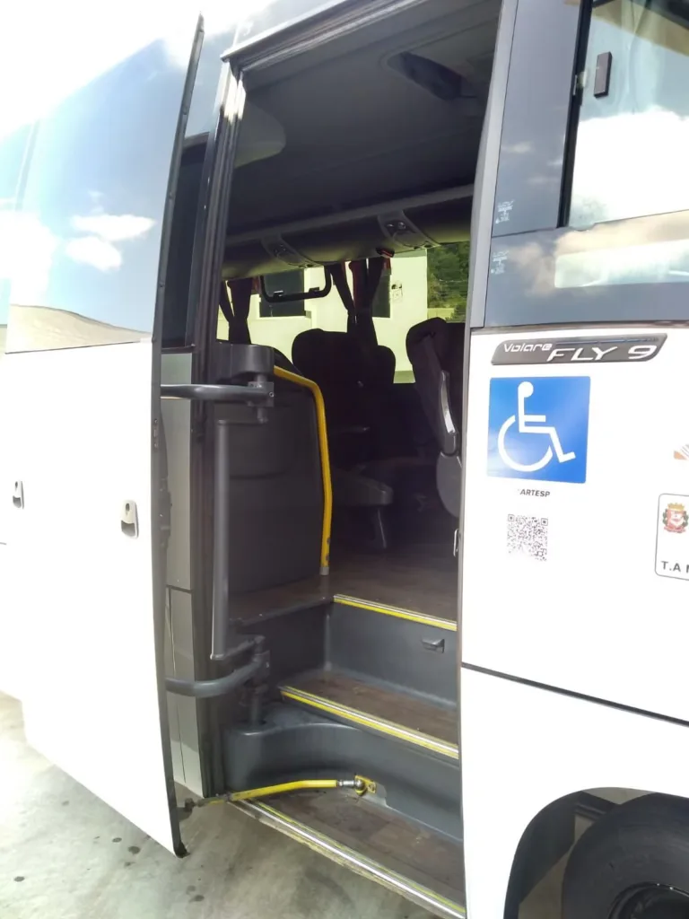Ônibus MARCOPOLO VOLARE FLY 9 MB LO 916 JM 2020 seminovo à venda, código 166 - foto 04
